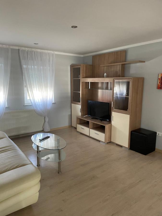 Ferienwohnung Gambrinus In Hotel Gambrinus Wetzlar Luaran gambar